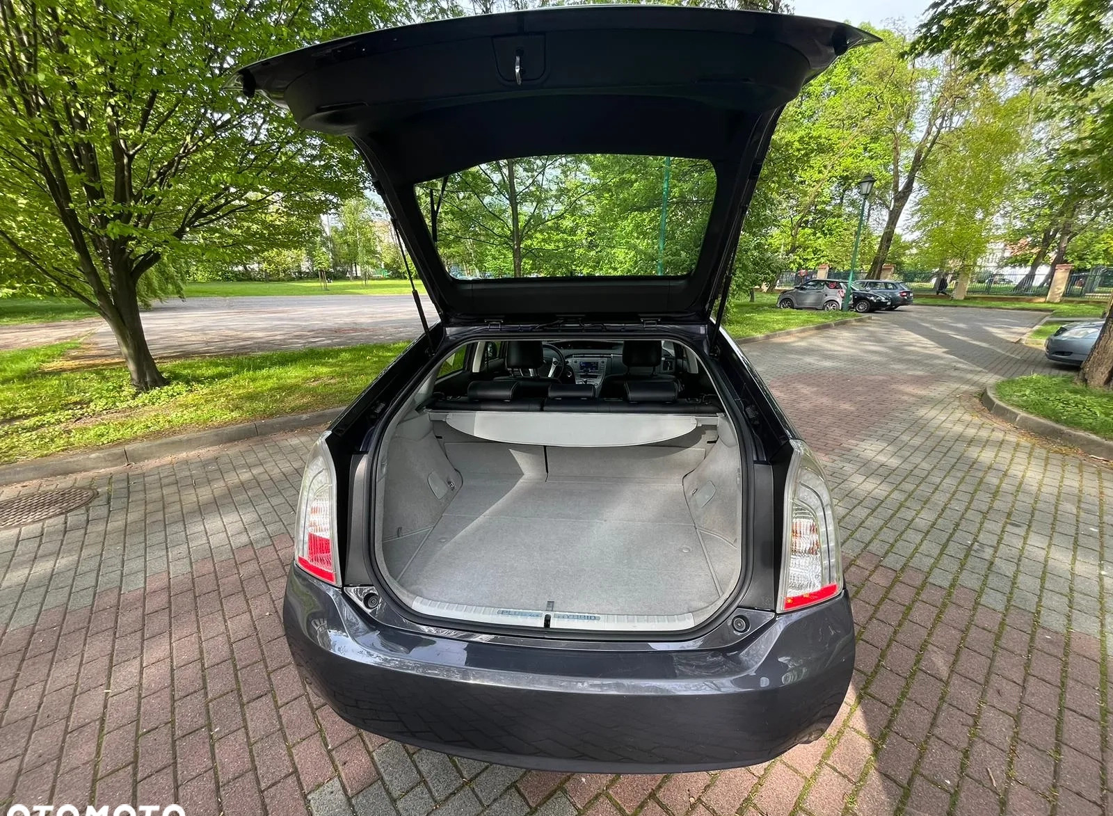 Toyota Prius cena 39900 przebieg: 267400, rok produkcji 2012 z Kraków małe 301